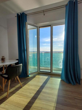 Sea Gem 2 Mamaia - New, Stunning Views, and 200m to Beach